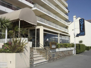  Hotel Le Christina  Ла-Боль